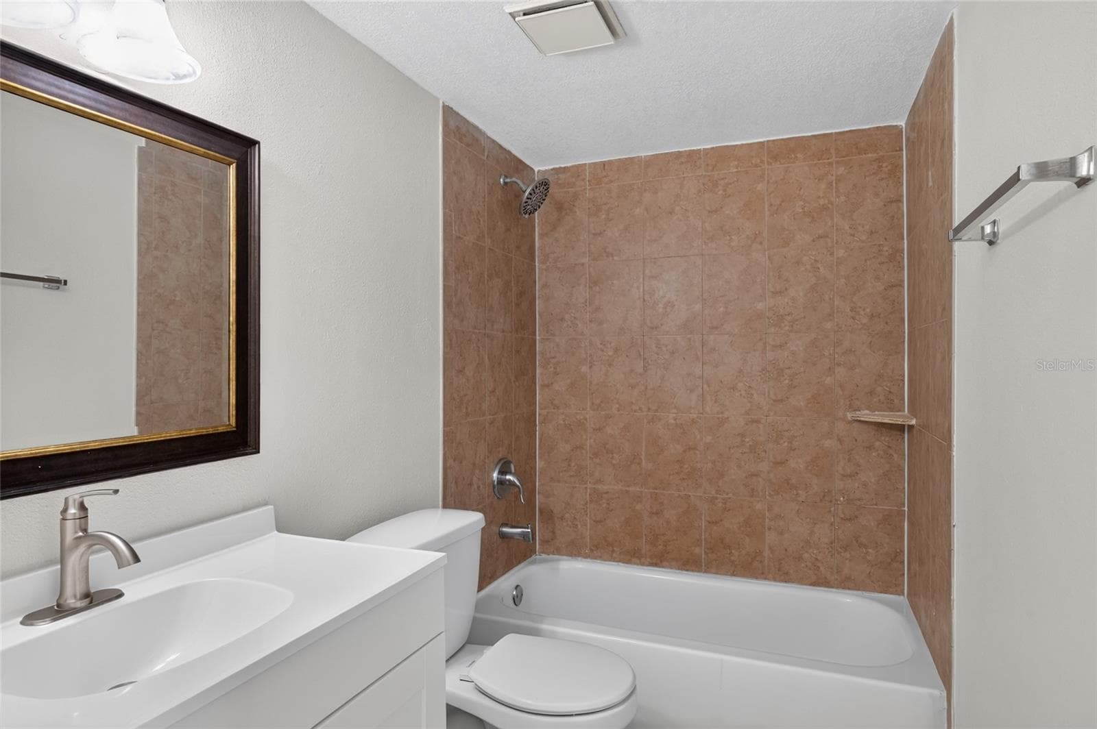 2nd Bdrm en suite - 3461 CLARK RD #160, SARASOTA