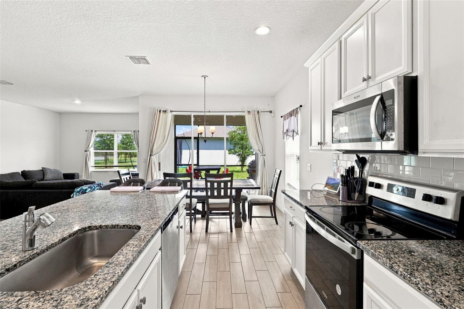 Single Family Residence at 1005 CHELAN FALLS DR, DELAND, photo 22 of 40