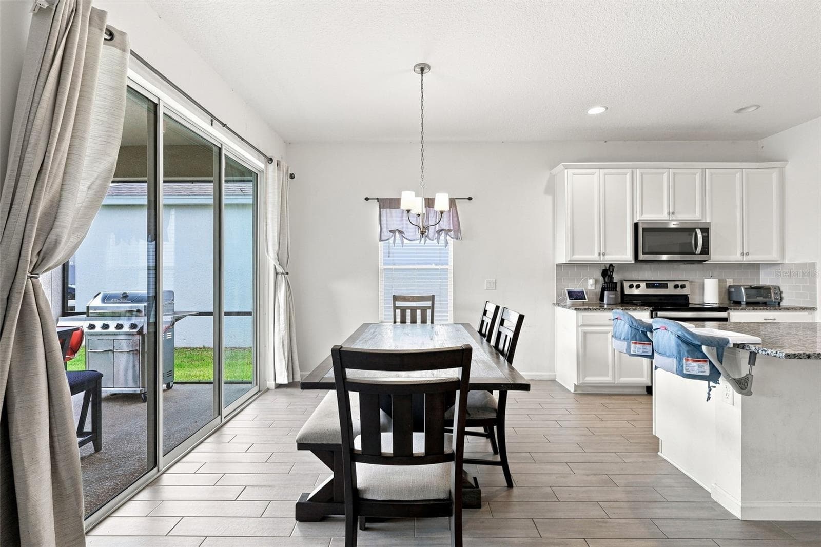 Single Family Residence at 1005 CHELAN FALLS DR, DELAND, photo 24 of 40