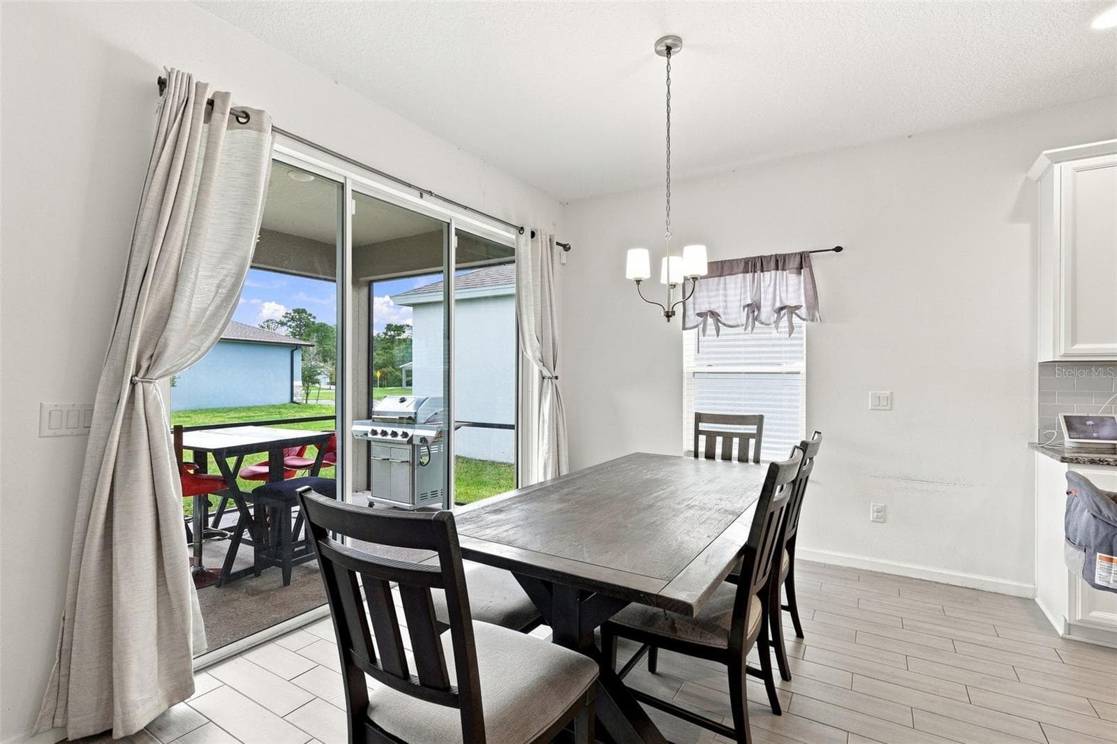 Single Family Residence at 1005 CHELAN FALLS DR, DELAND, photo 25 of 40