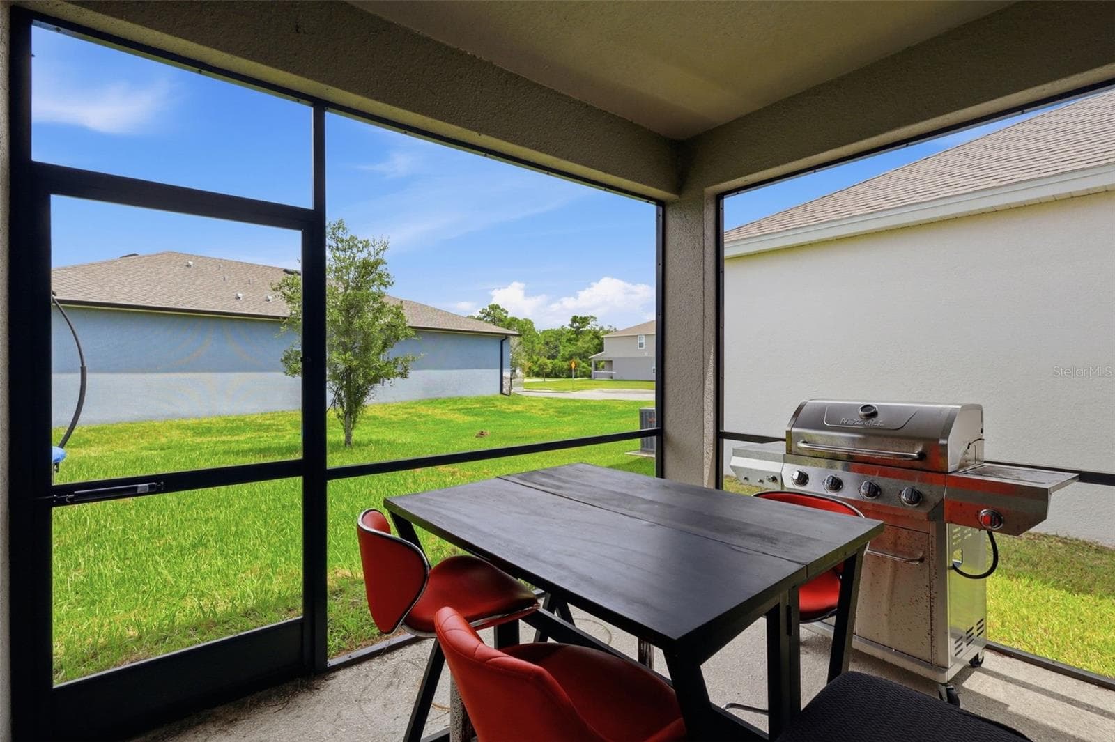 Single Family Residence at 1005 CHELAN FALLS DR, DELAND, photo 39 of 40