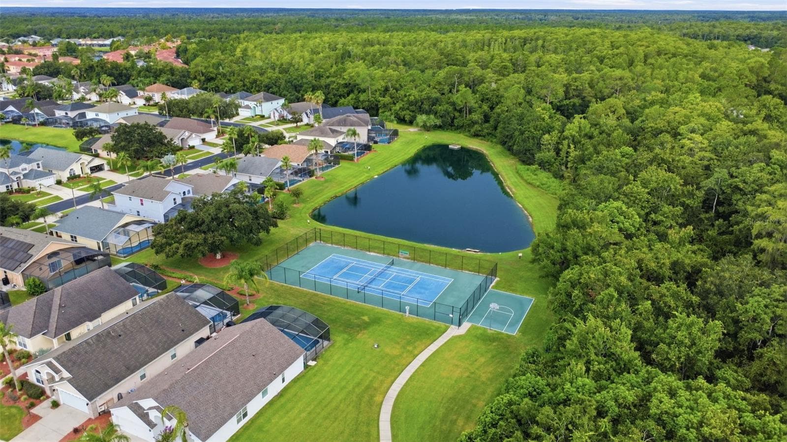Single Family Residence at 4613 FORMBY CT, KISSIMMEE, photo 6 of 45