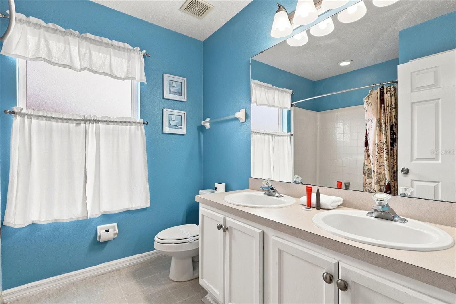 Single Family Residence at 4613 FORMBY CT, KISSIMMEE, photo 38 of 45
