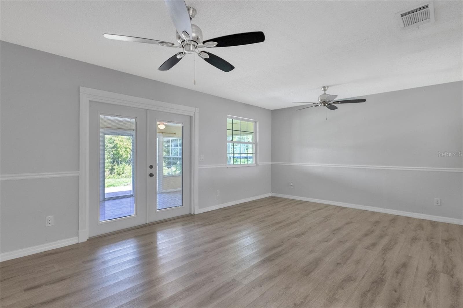 Townhouse at 2037 WATERLEAF ST, ORLANDO, photo 10 of 41