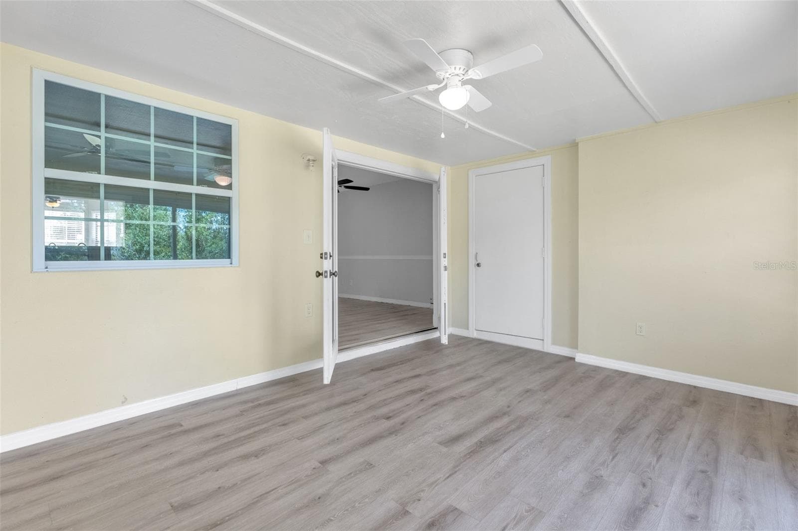 Townhouse at 2037 WATERLEAF ST, ORLANDO, photo 15 of 41