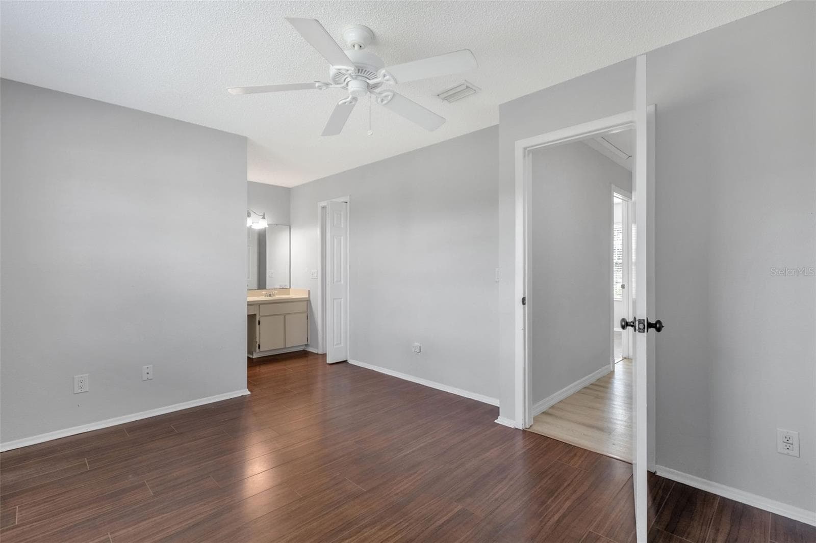 Townhouse at 2037 WATERLEAF ST, ORLANDO, photo 20 of 41