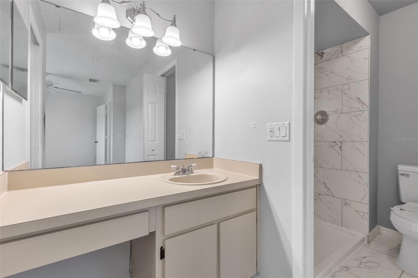 Townhouse at 2037 WATERLEAF ST, ORLANDO, photo 26 of 41