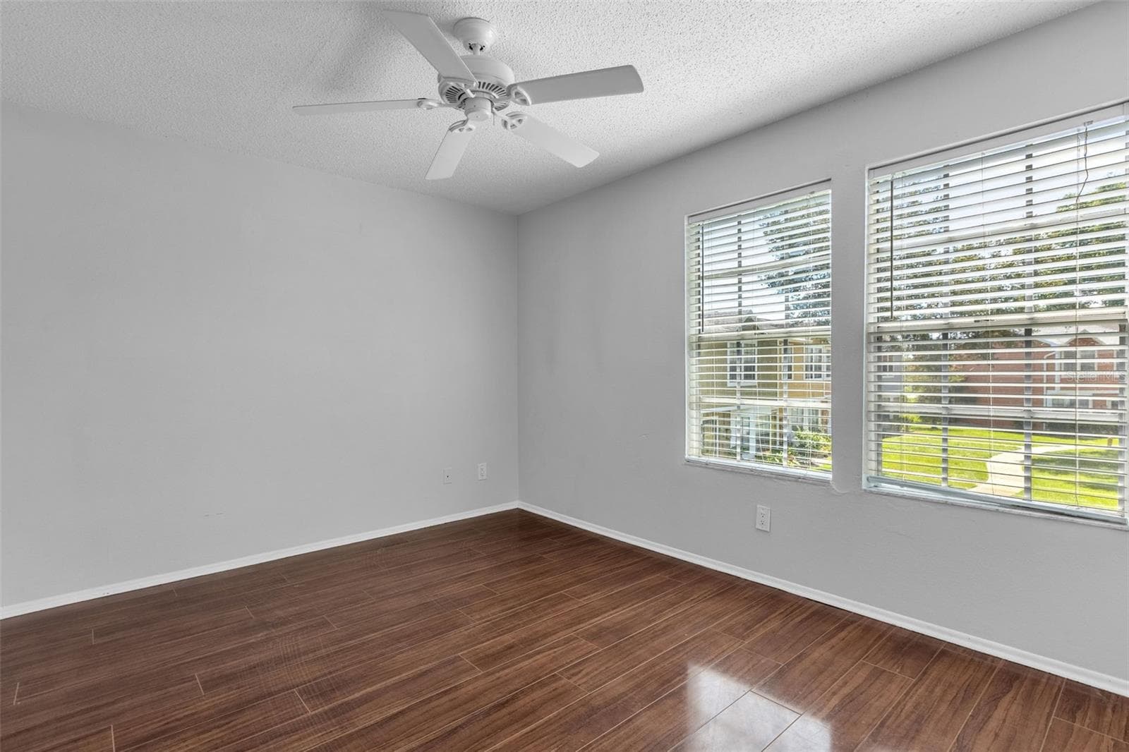 Townhouse at 2037 WATERLEAF ST, ORLANDO, photo 29 of 41