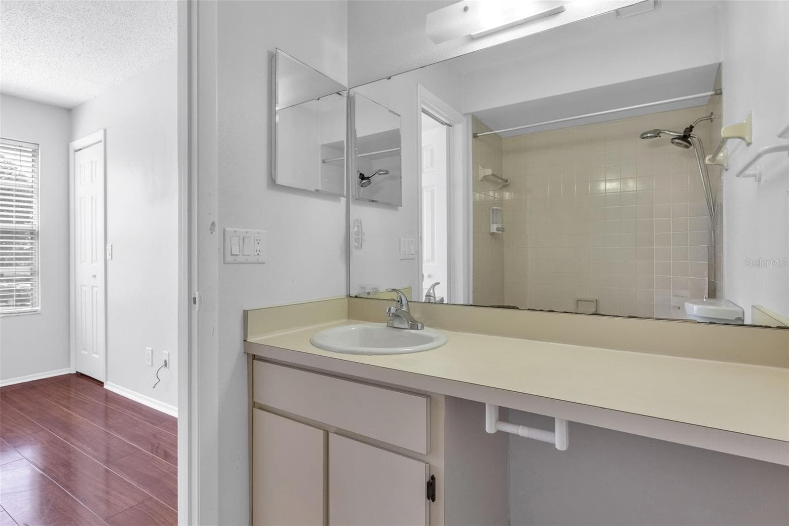 Townhouse at 2037 WATERLEAF ST, ORLANDO, photo 32 of 41