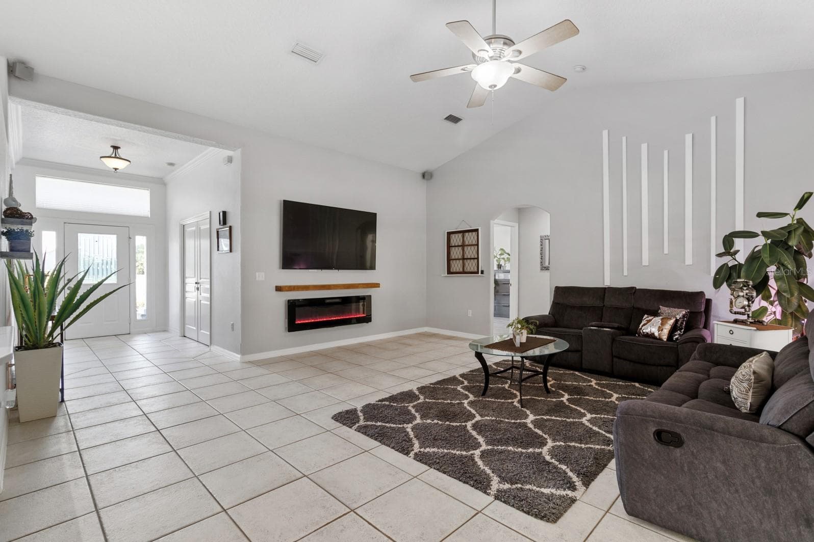 Single Family Residence at 1910 LEE WOOD CT, ST CLOUD, photo 19 of 57