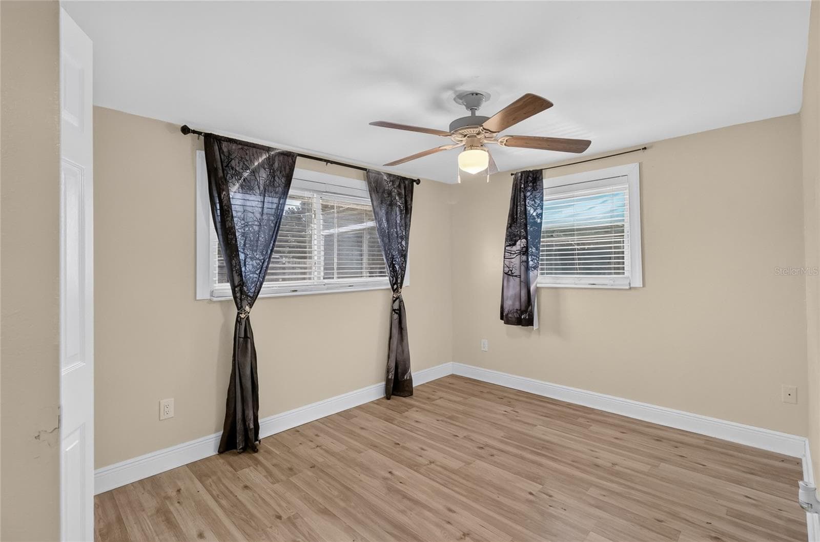 Single Family Residence at 3104 STEWART ST, LAKELAND, photo 14 of 30