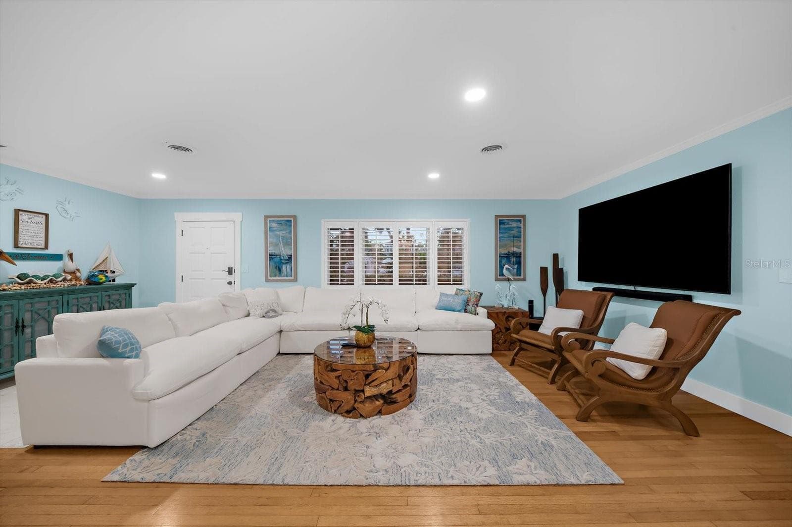 Single Family Residence at 751 MANDALAY AVE, CLEARWATER BEACH, photo 3 of 58