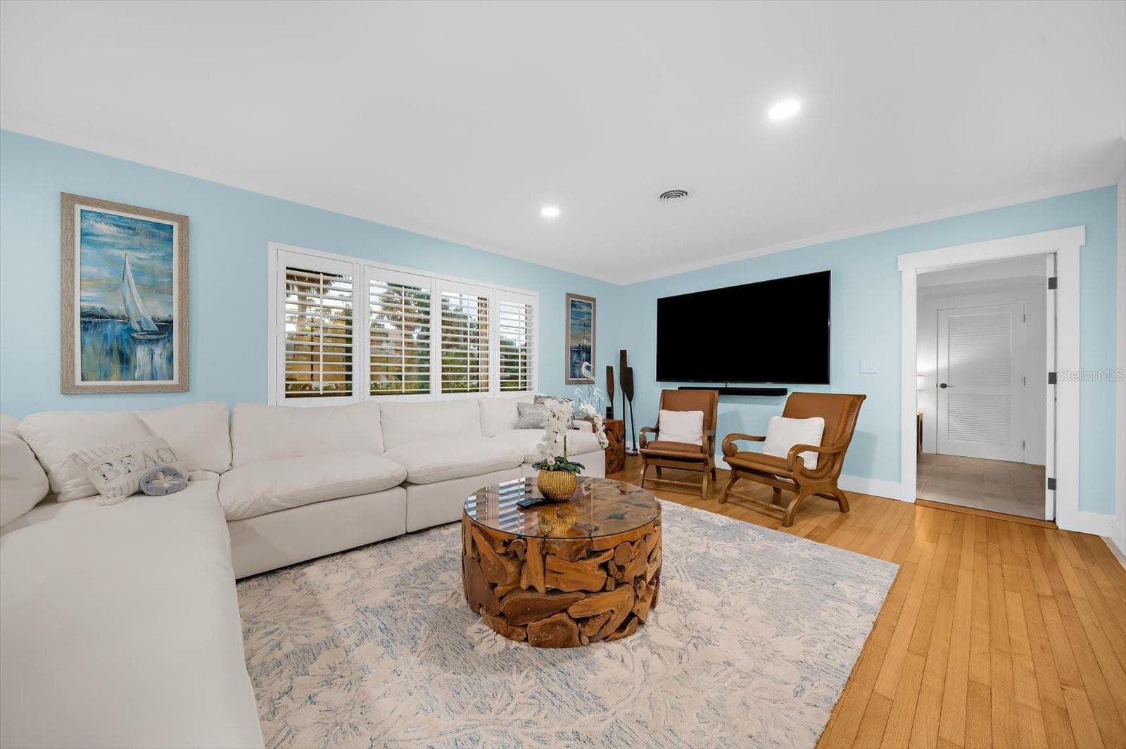 Single Family Residence at 751 MANDALAY AVE, CLEARWATER BEACH, photo 7 of 58