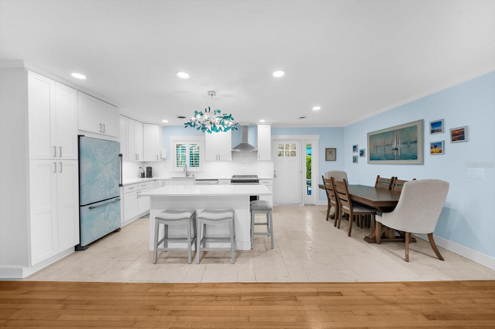 Single Family Residence at 751 MANDALAY AVE, CLEARWATER BEACH, photo 8 of 58