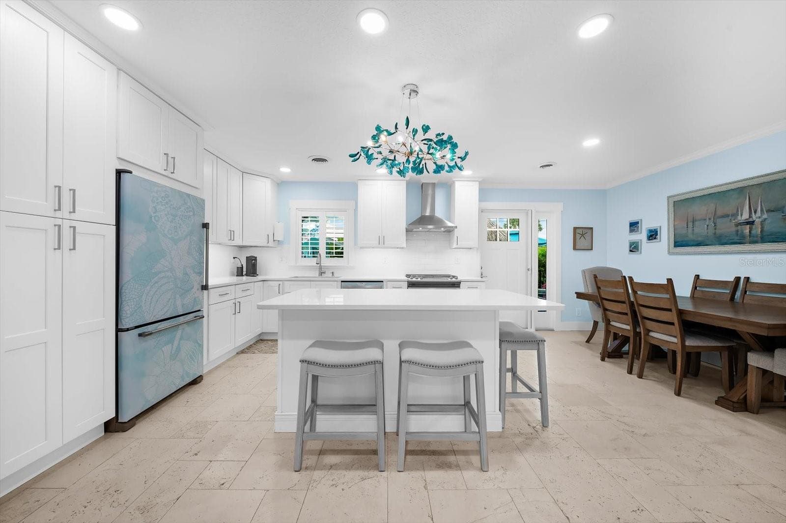 Single Family Residence at 751 MANDALAY AVE, CLEARWATER BEACH, photo 9 of 58
