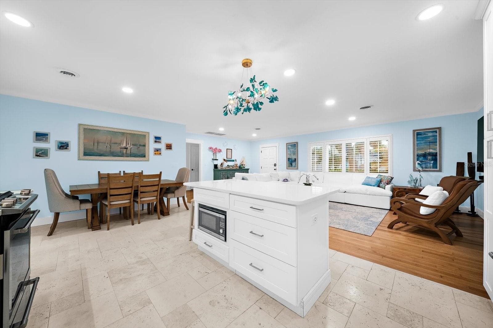Single Family Residence at 751 MANDALAY AVE, CLEARWATER BEACH, photo 11 of 58