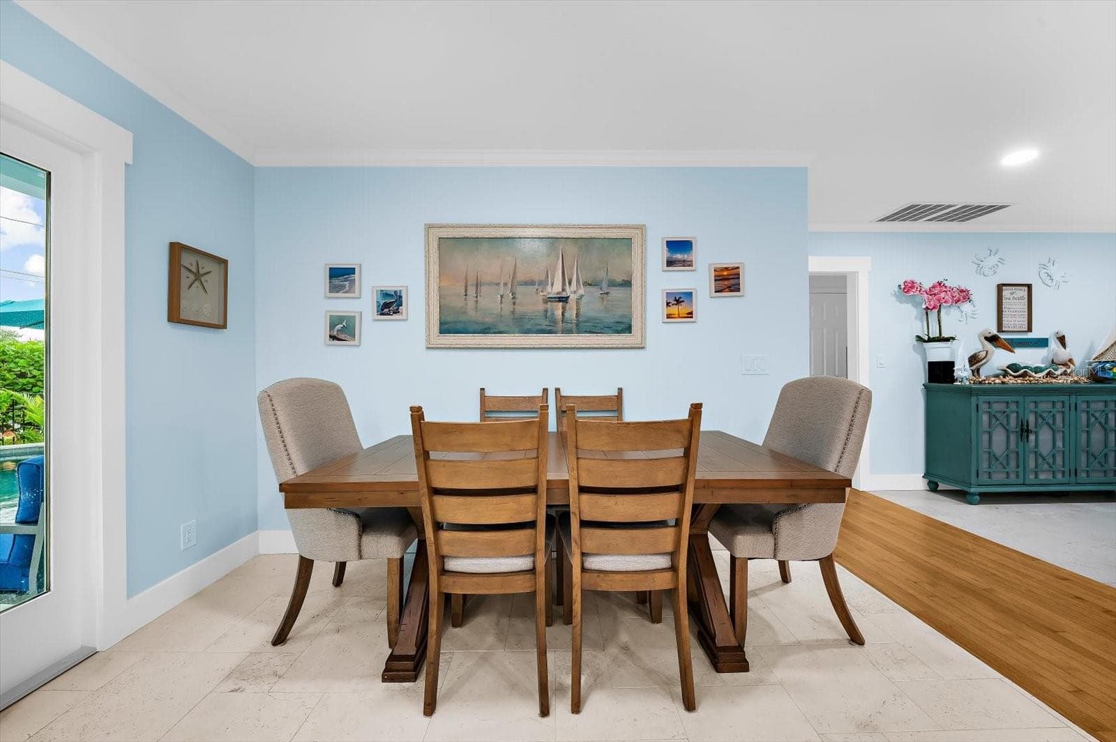 Single Family Residence at 751 MANDALAY AVE, CLEARWATER BEACH, photo 12 of 58