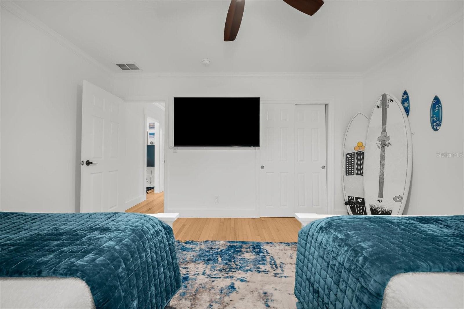 Single Family Residence at 751 MANDALAY AVE, CLEARWATER BEACH, photo 27 of 58