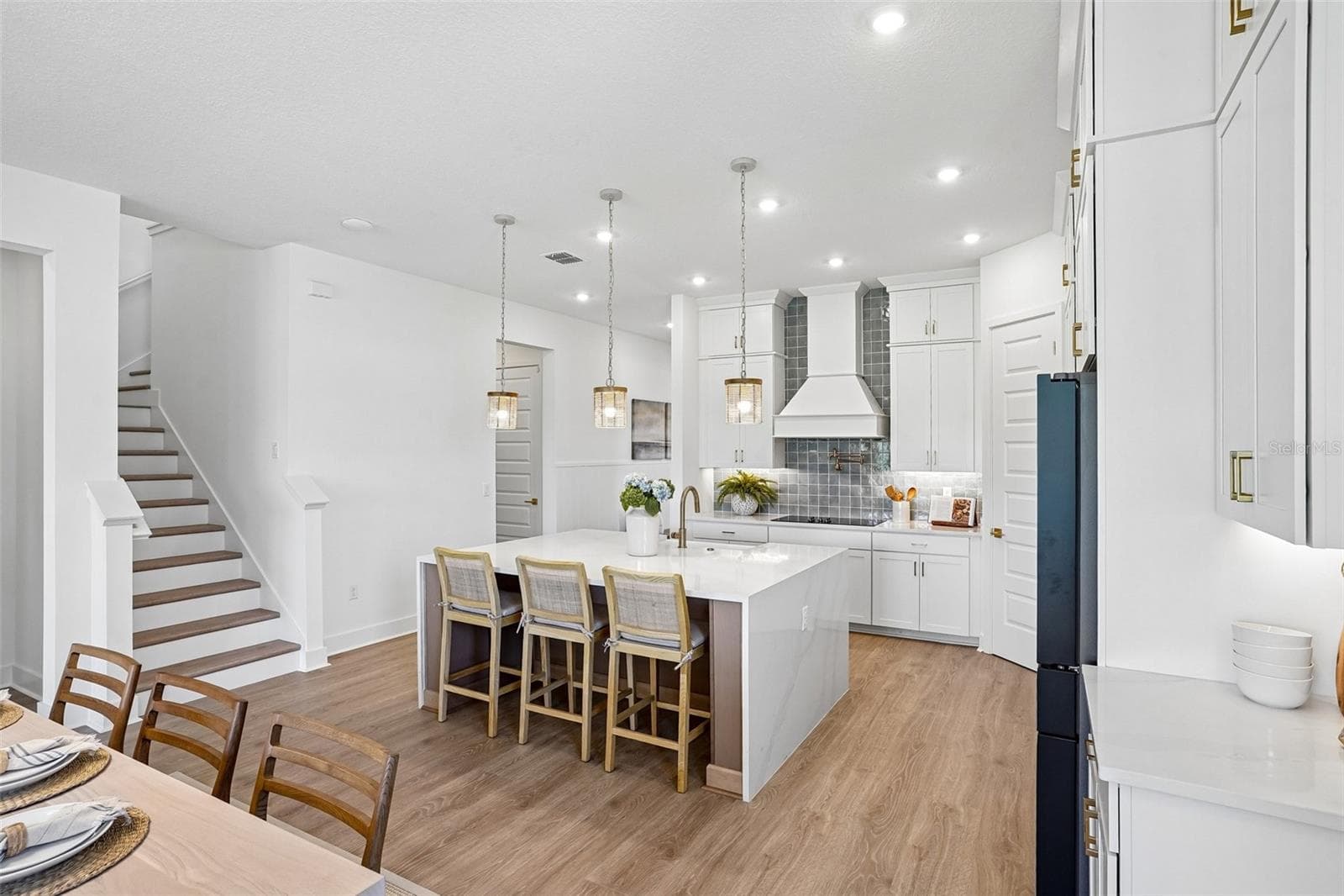 Kitchen (representative photo) - 17428 HONEYBELL TANGELO CT, WINTER GARDEN