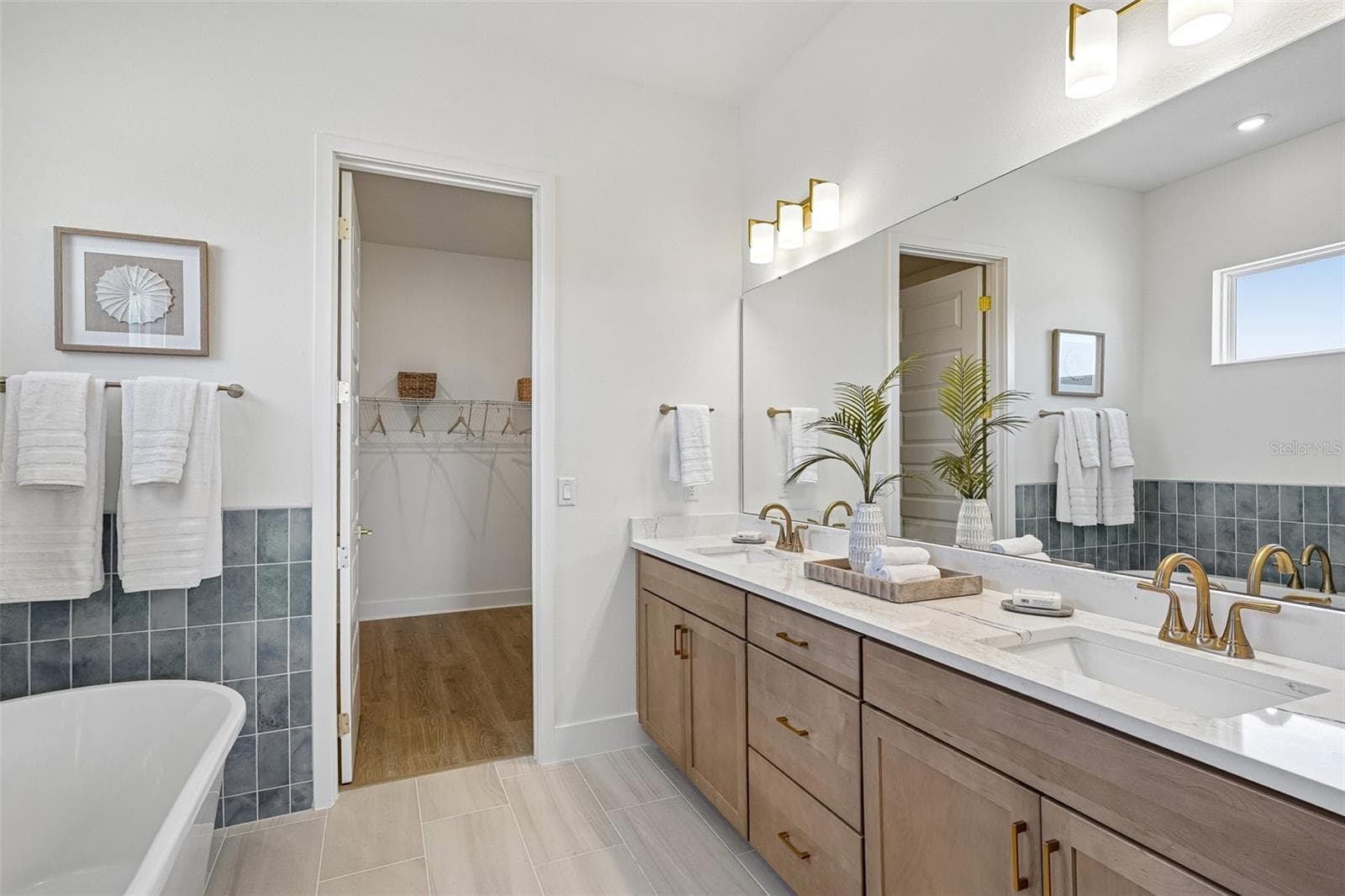 Primary Bathroom (representative photo) - 17428 HONEYBELL TANGELO CT, WINTER GARDEN