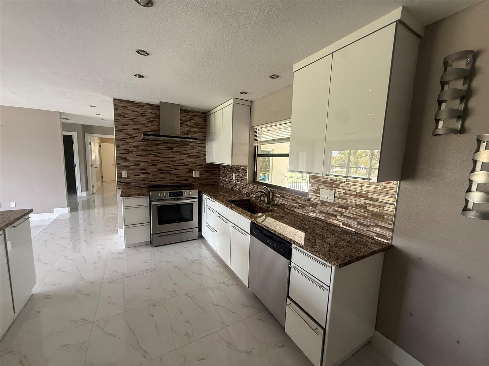 Single Family Residence at 2516 BALTIC AVE, PORT CHARLOTTE, photo 17 of 26