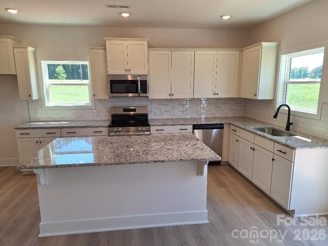 Kitchen - 5147 Colchester Court, Catawba