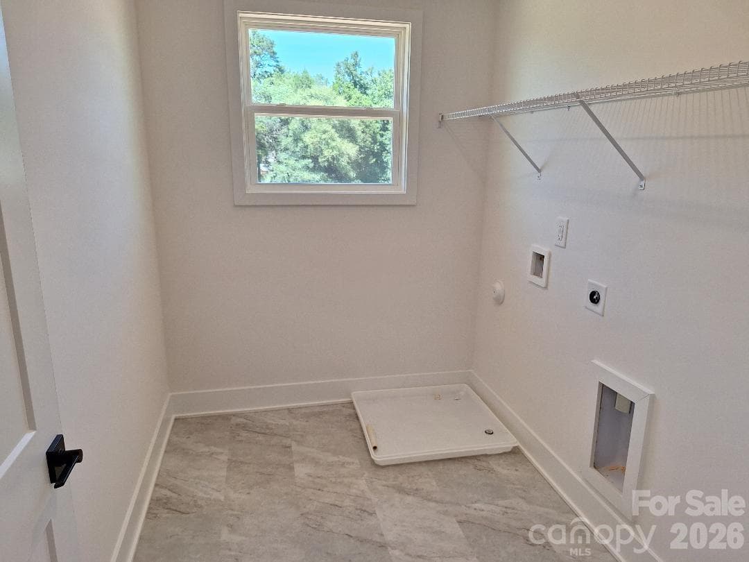 Laundry - 5147 Colchester Court, Catawba