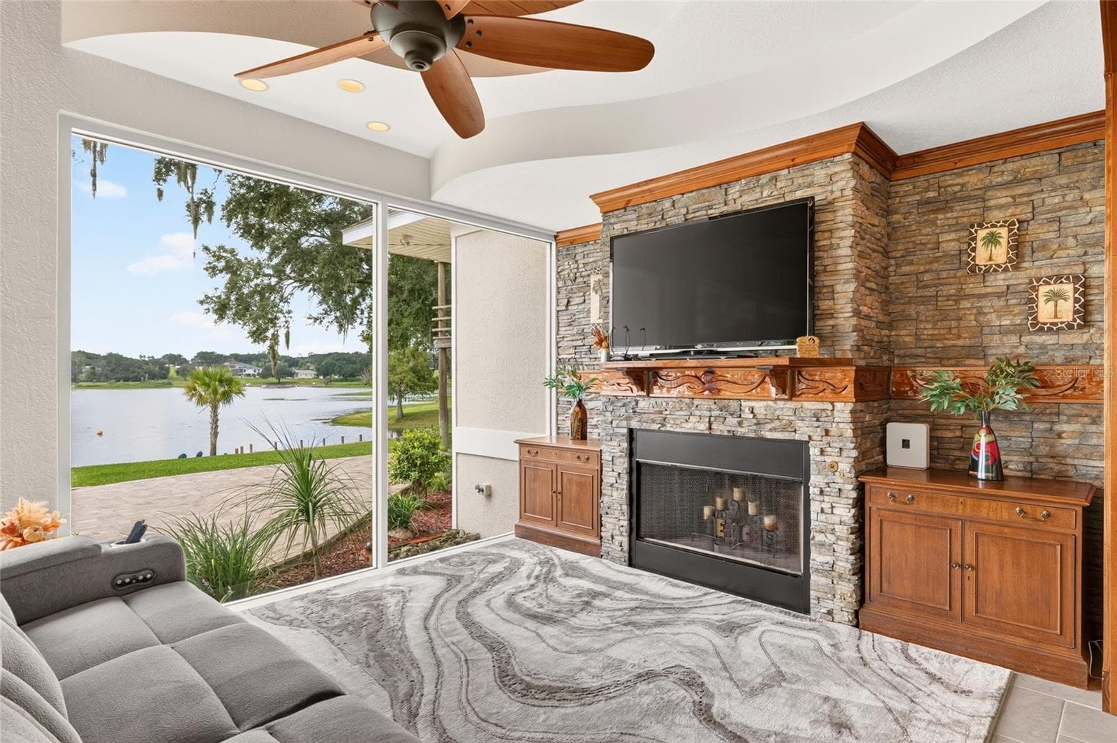 Single Family Residence at 1833 SHORE LINE DR, LEESBURG, photo 16 of 58