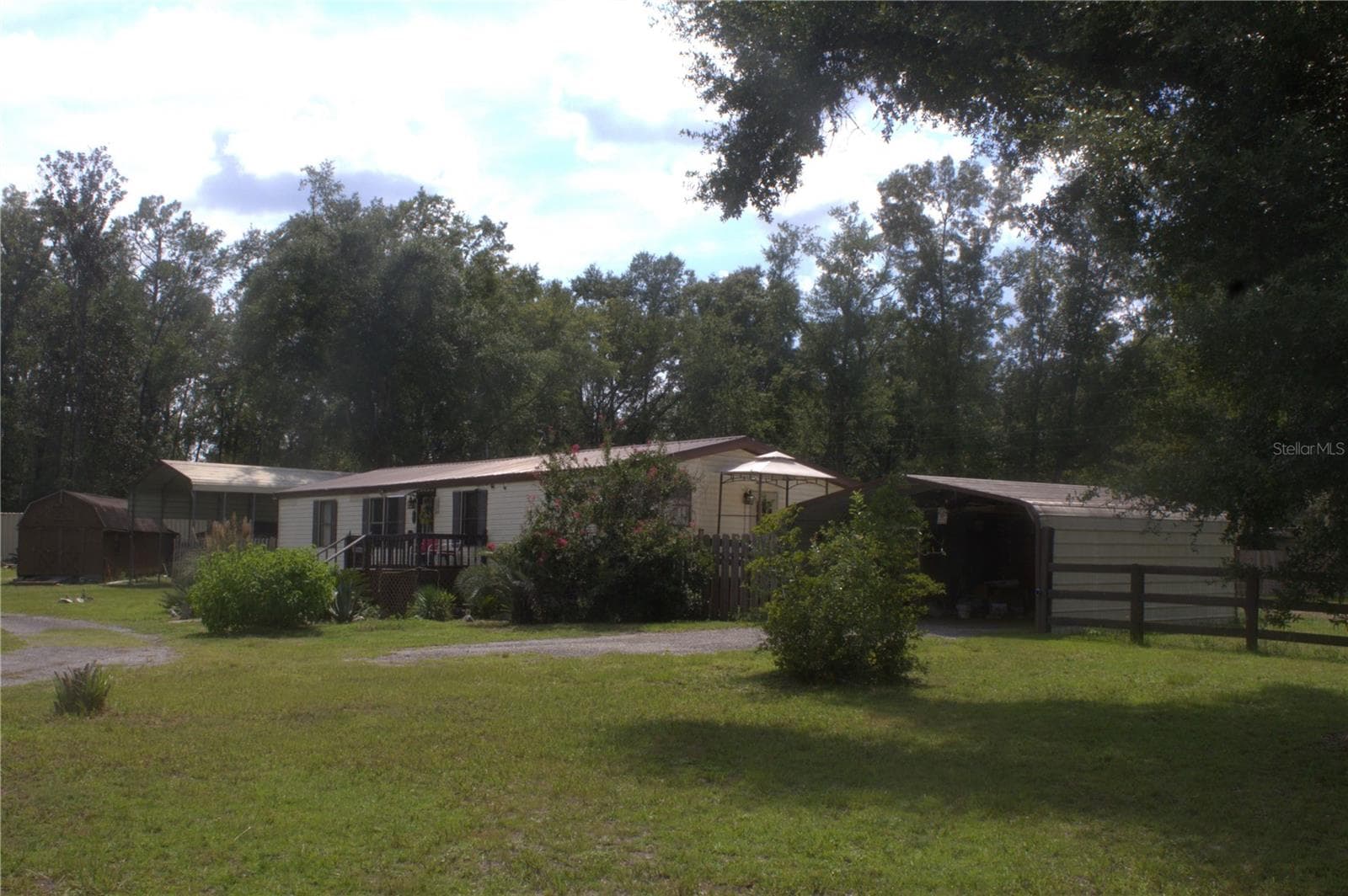 Manufactured Home at 5791 SW 62ND CT, JASPER, photo 26 of 33