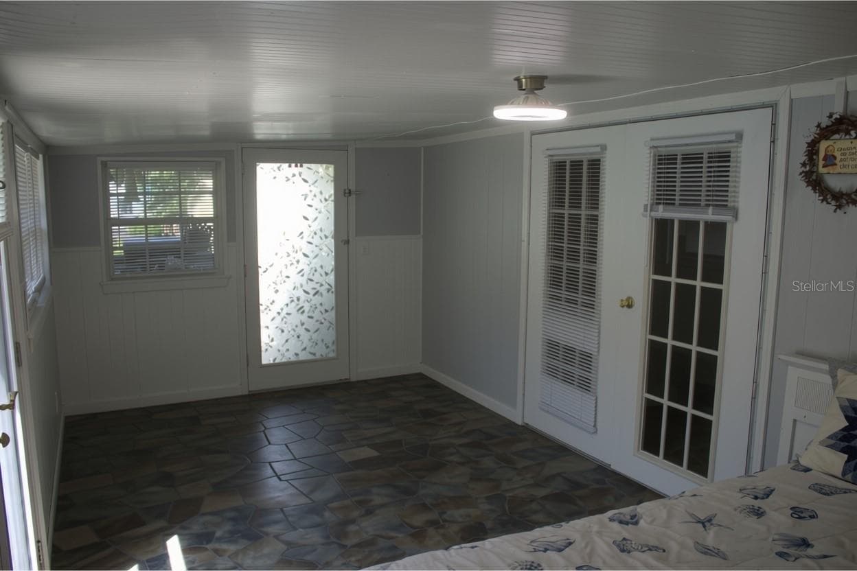 Manufactured Home at 5791 SW 62ND CT, JASPER, photo 18 of 33