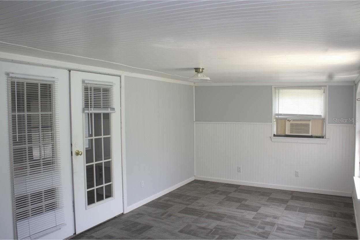Manufactured Home at 5791 SW 62ND CT, JASPER, photo 19 of 33