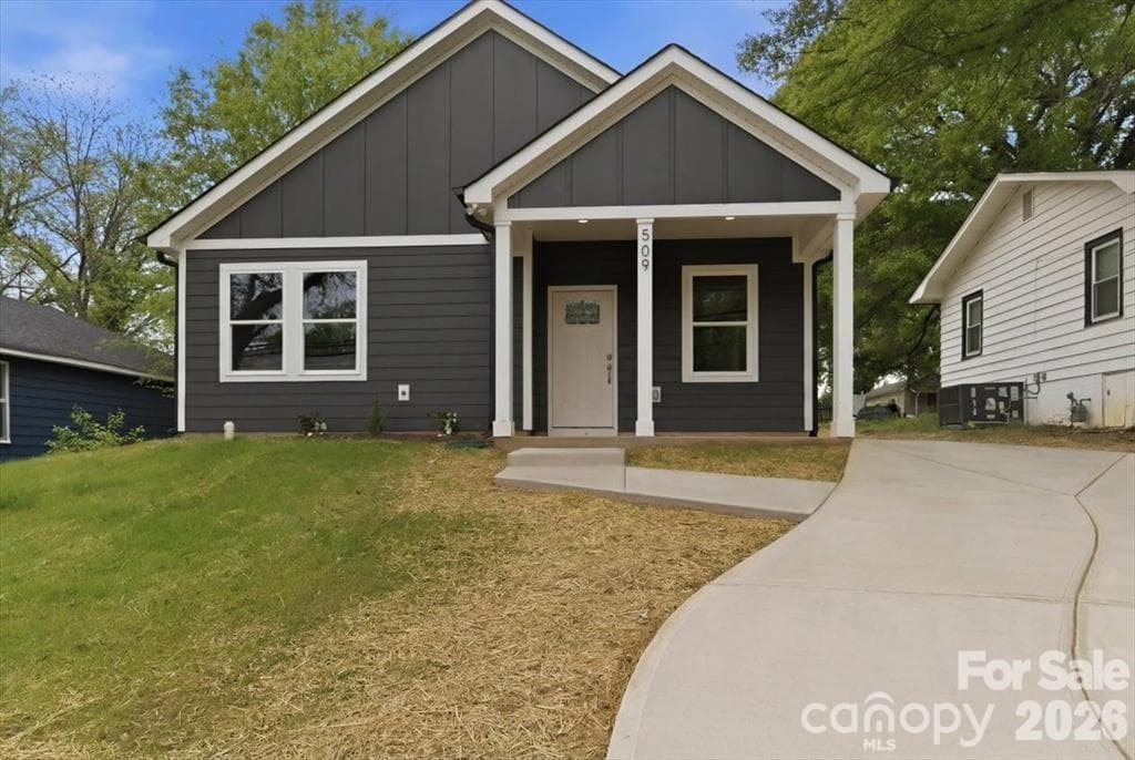 Single Family Residence at 509 Carolina Avenue, Shelby, photo 4 of 36