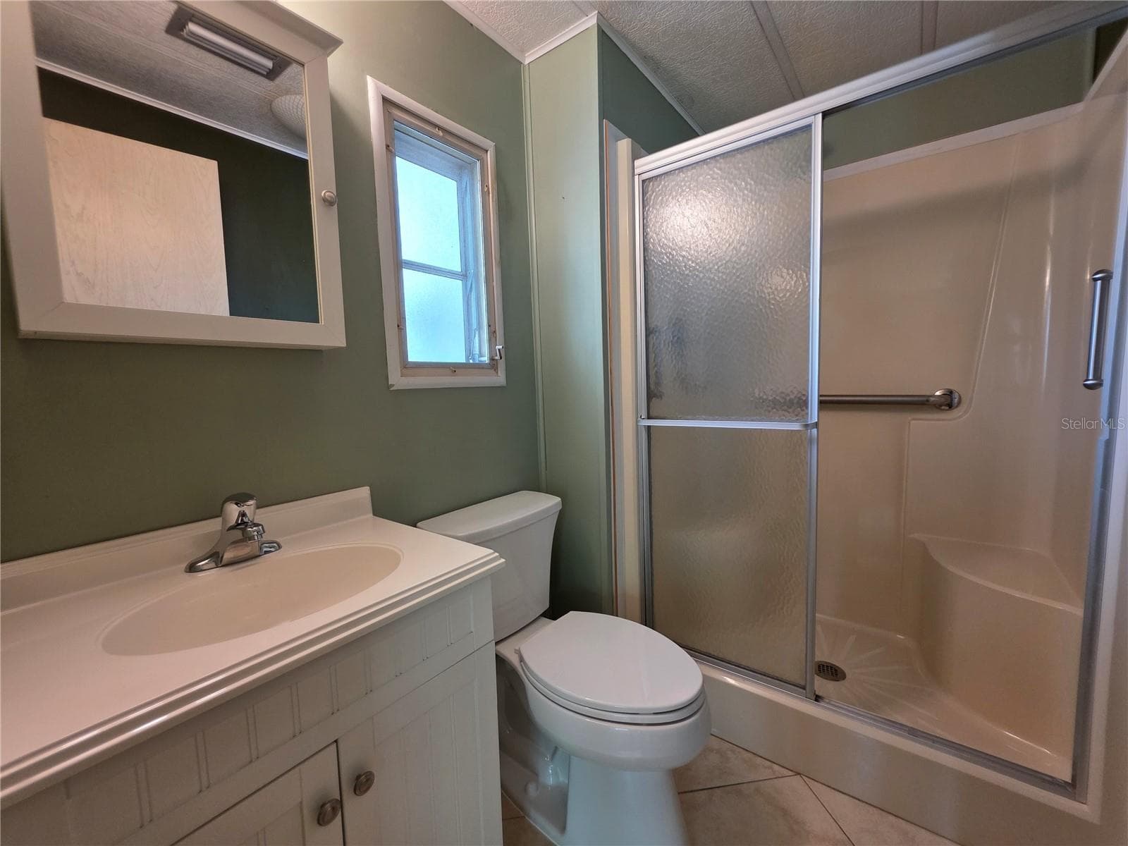 En' Suite Bath with shower - 1800 ENGLEWOOD RD #146, ENGLEWOOD