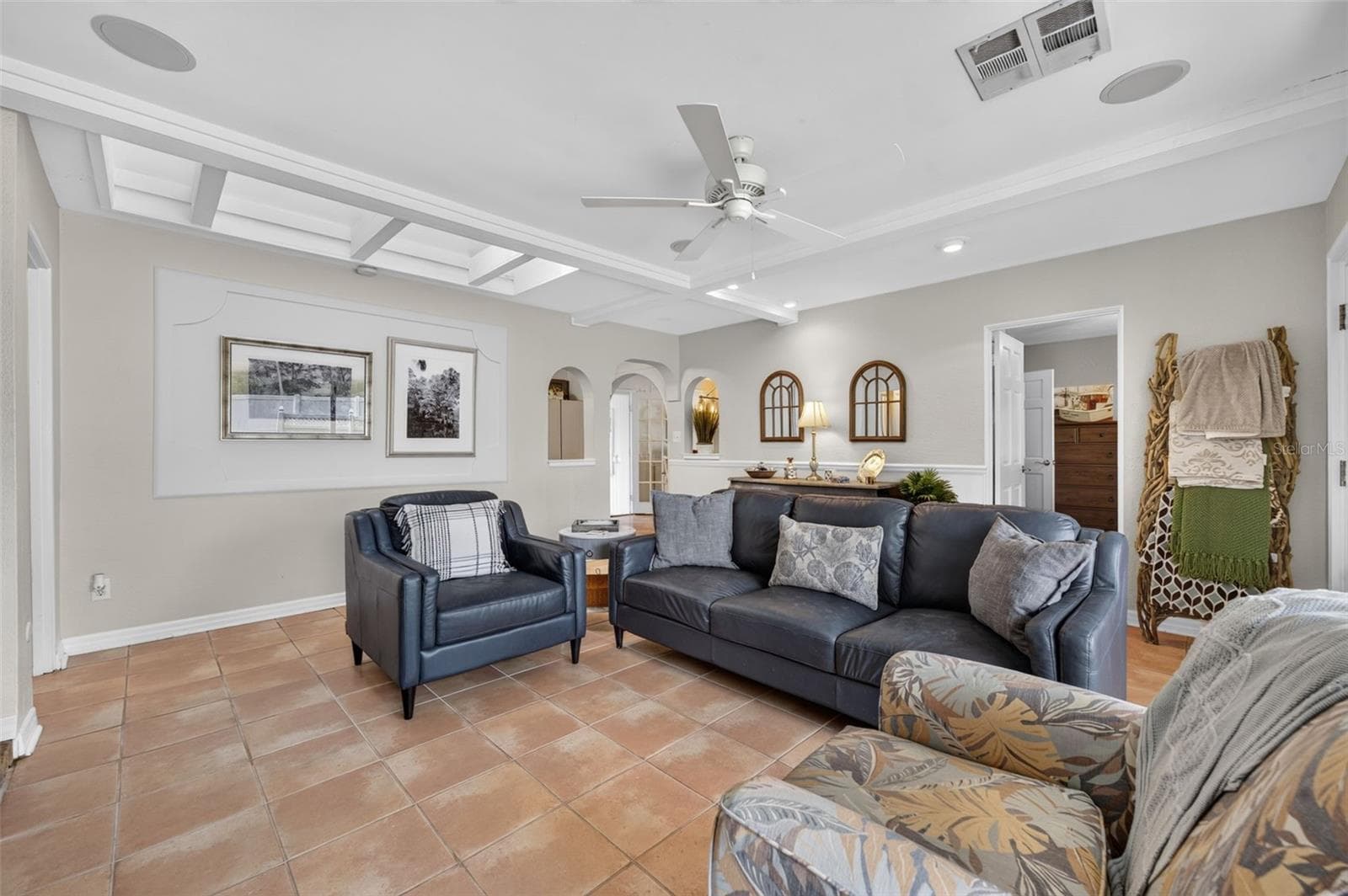 Single Family Residence at 790 S LAKE SYBELIA DR, MAITLAND, photo 5 of 36