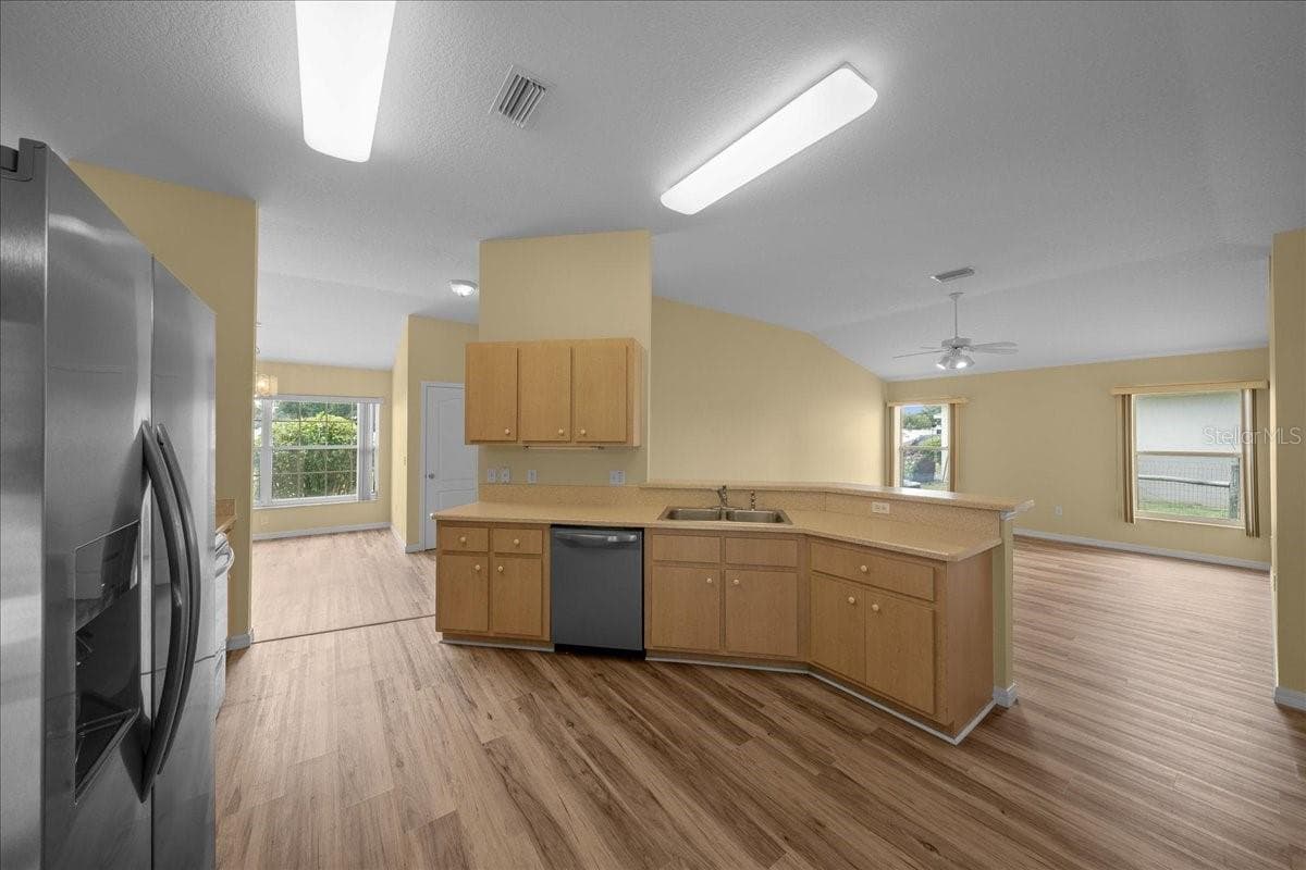 Single Family Residence at 6305 SW 63RD ST, OCALA, photo 10 of 48