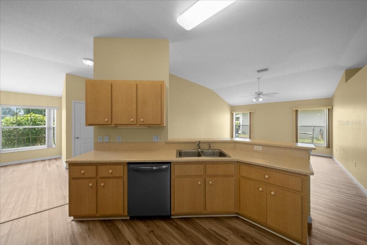 Single Family Residence at 6305 SW 63RD ST, OCALA, photo 11 of 48