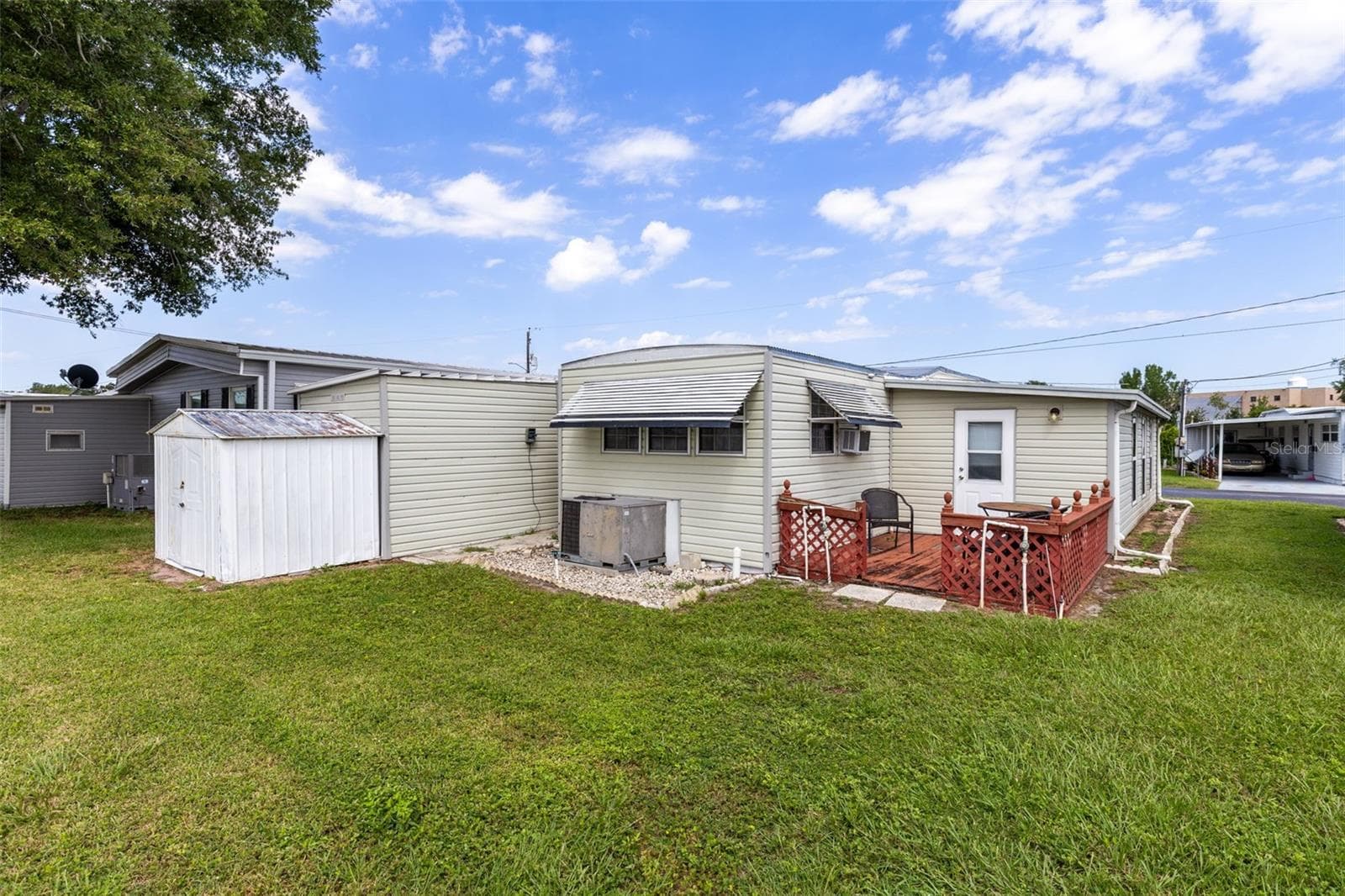 Mobile Home at 477 MARINA LN, TAVARES, photo 5 of 31