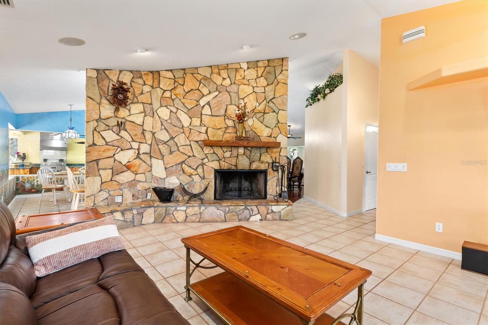 Wood burning fire place - NORTH PORT CHARLOTTE ESTATES ADD 02, NORTH PORT