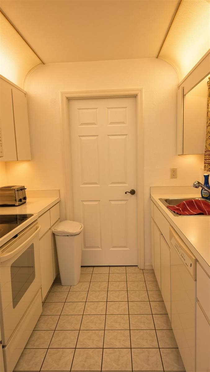 Condominium at 95 E HARTFORD ST #Bldg 10, 8A, HERNANDO, photo 23 of 41