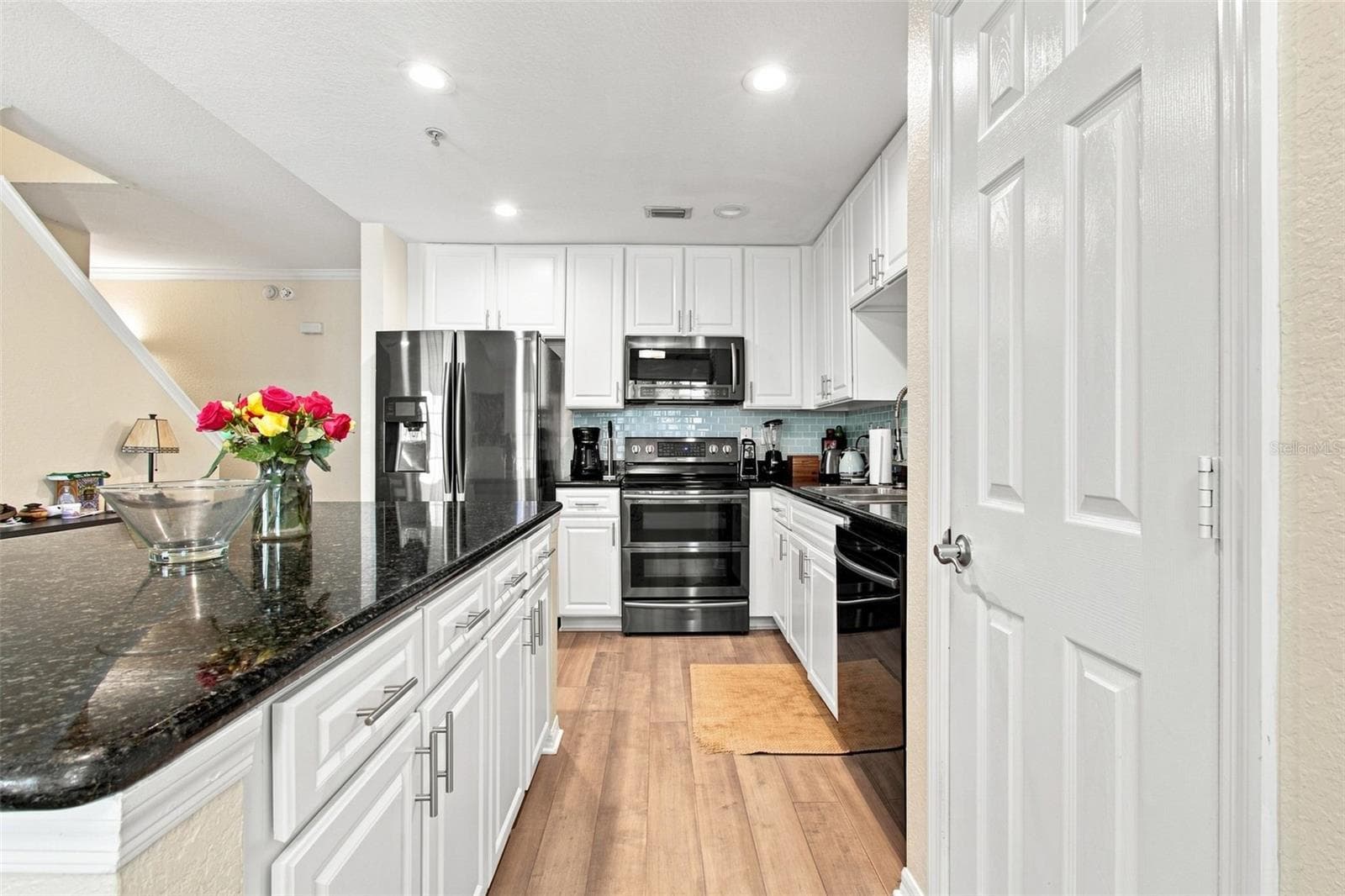 Townhouse at 9801 MEADOW FIELD CIR, TAMPA, photo 10 of 48