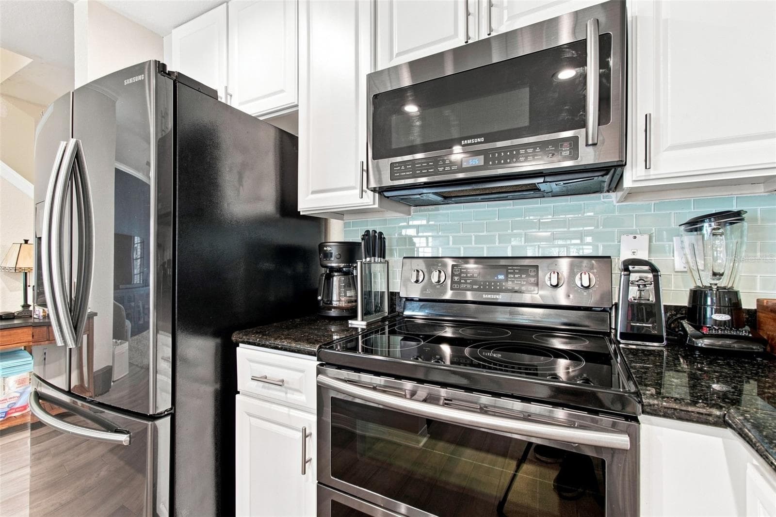 Townhouse at 9801 MEADOW FIELD CIR, TAMPA, photo 11 of 48
