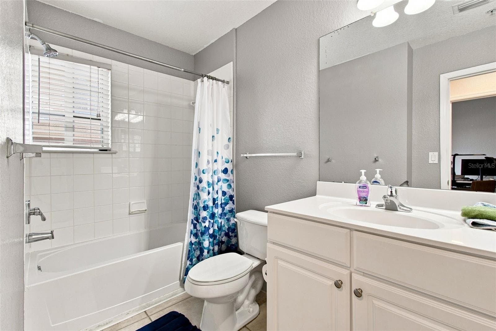 Townhouse at 9801 MEADOW FIELD CIR, TAMPA, photo 21 of 48
