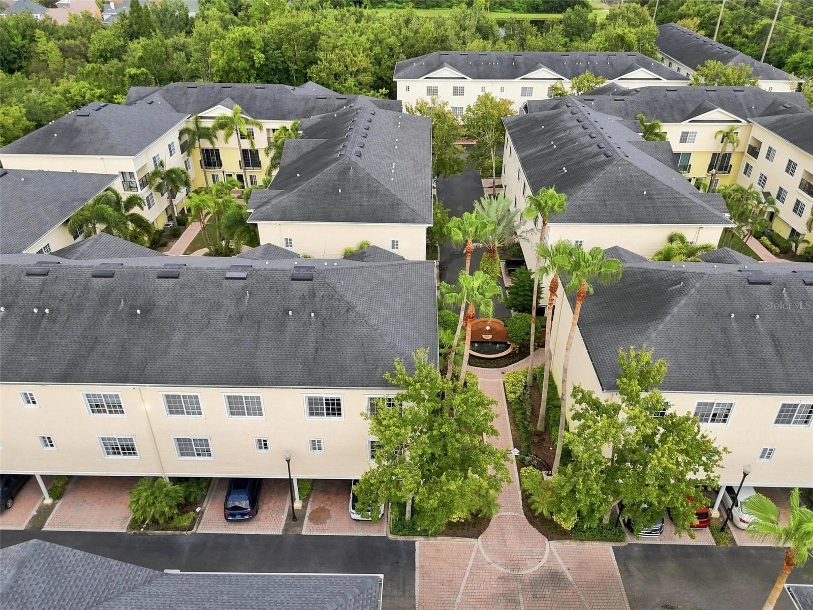Townhouse at 9801 MEADOW FIELD CIR, TAMPA, photo 46 of 48