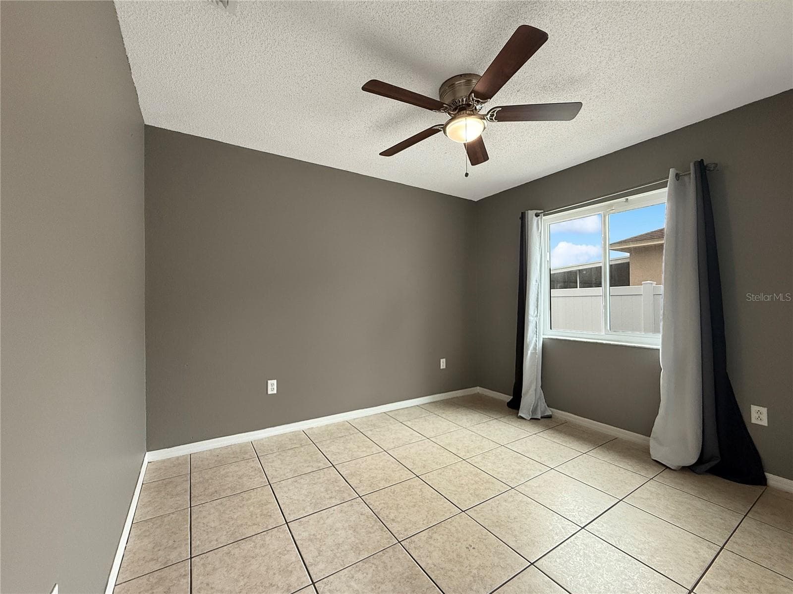 Single Family Residence at 3012 SUMMER HOUSE DR, VALRICO, photo 20 of 42