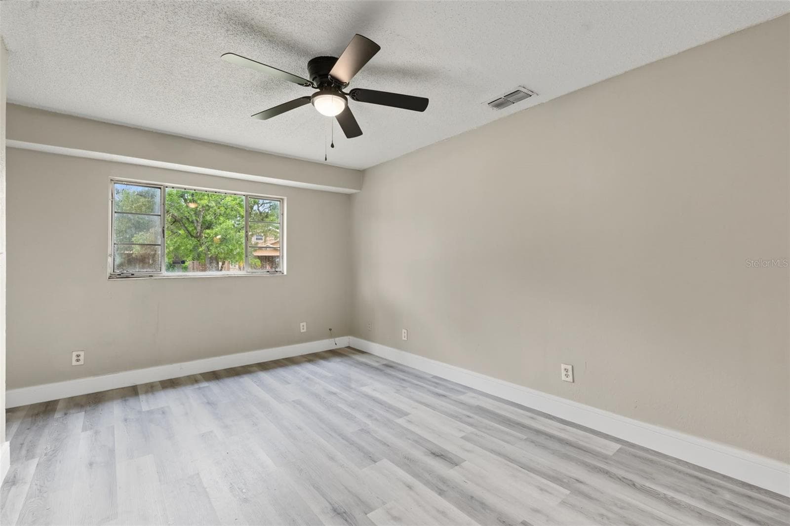 Single Family Residence at 6317 N CENTRAL AVE, TAMPA, photo 14 of 39