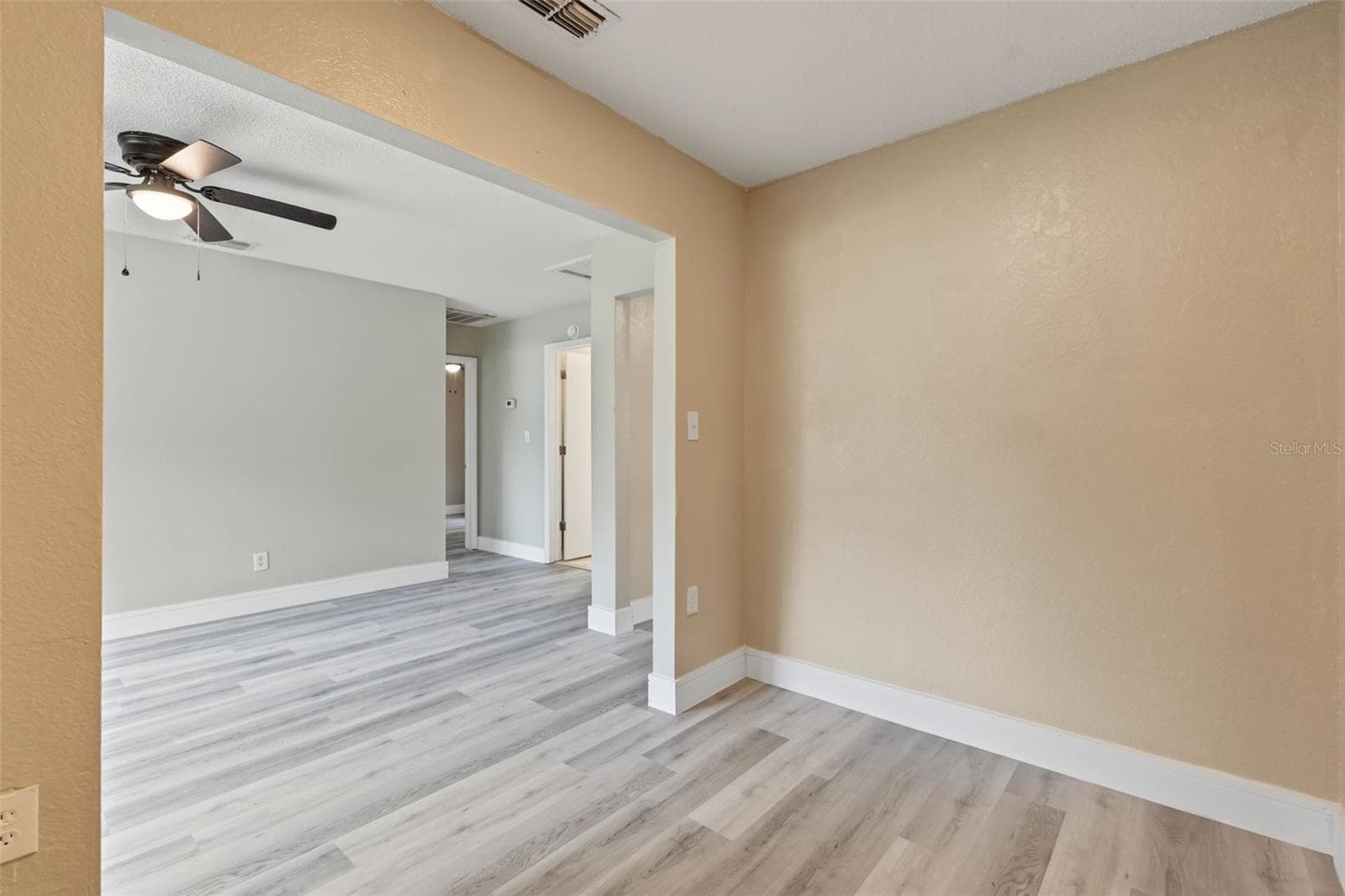 Single Family Residence at 6317 N CENTRAL AVE, TAMPA, photo 16 of 39