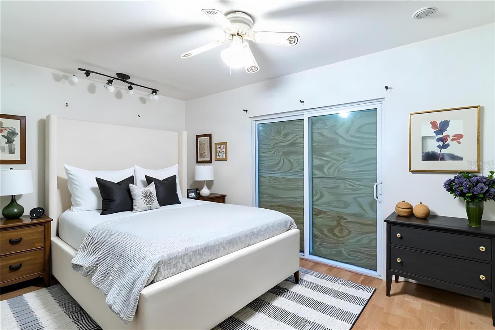 Virtually Staged - 3510 LAKEVIEW DR, SEBRING