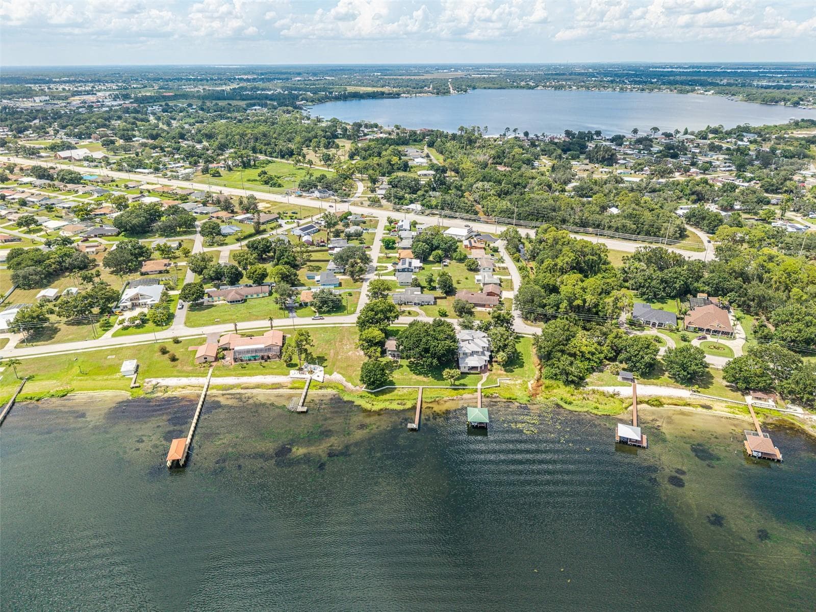 Single Family Residence at 3510 LAKEVIEW DR, SEBRING, photo 23 of 36