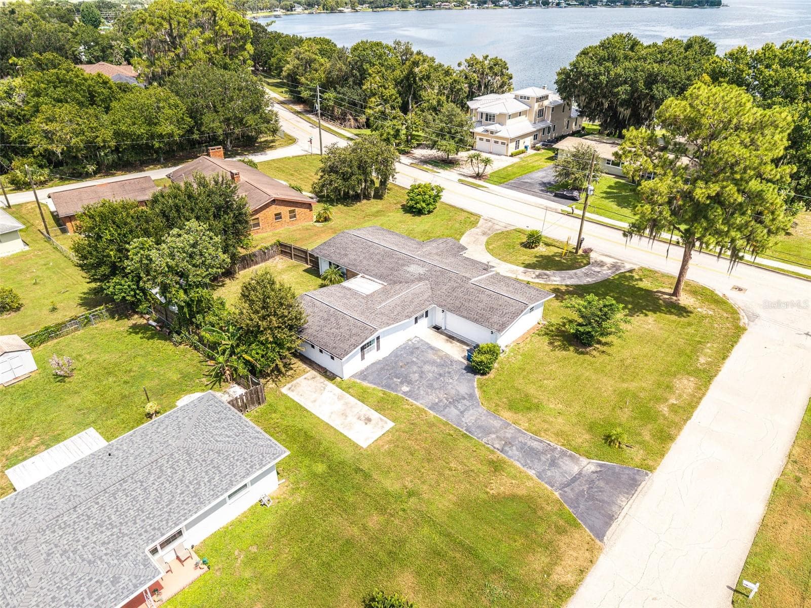 Single Family Residence at 3510 LAKEVIEW DR, SEBRING, photo 29 of 36