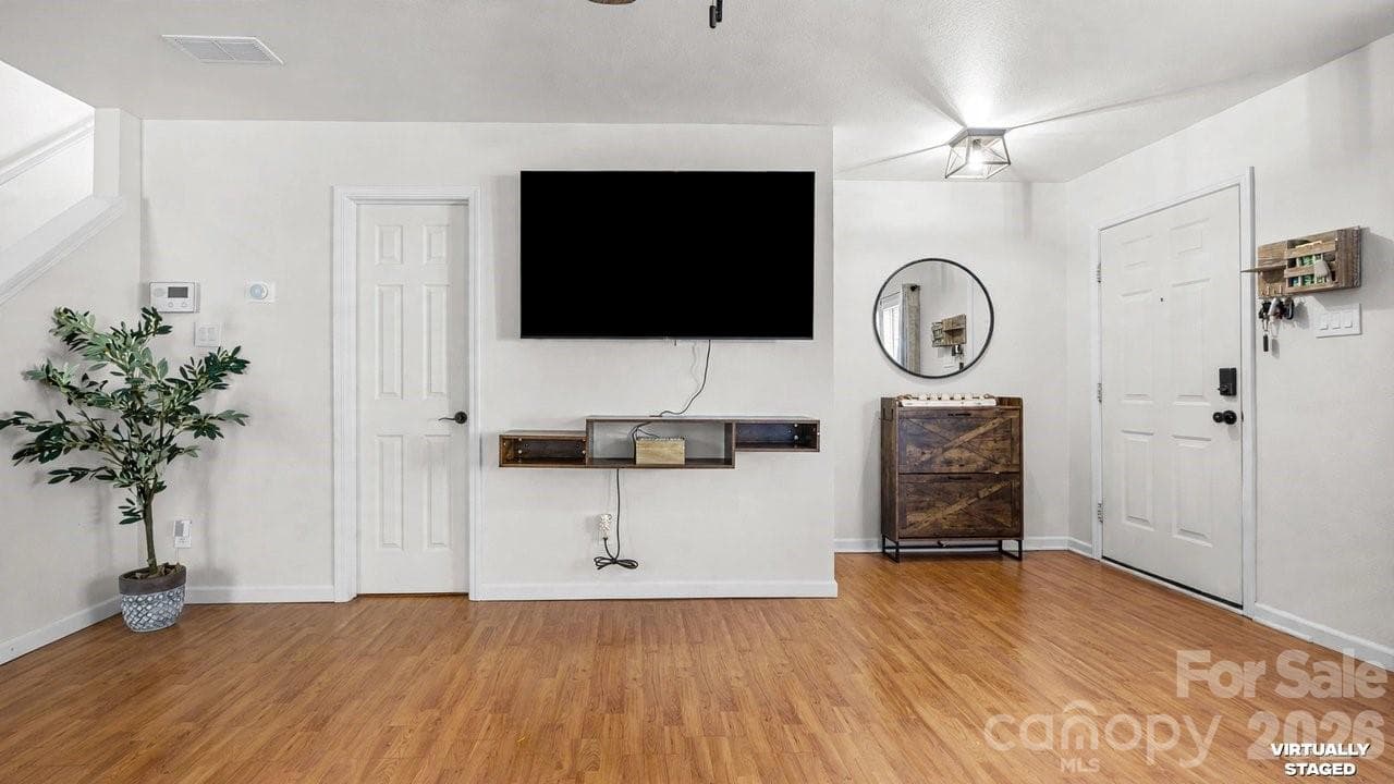 Single Family Residence at 935 Torsion Lane, Clover, photo 7 of 31
